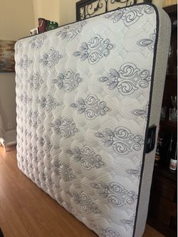 Serta Mattress Innerspring King size