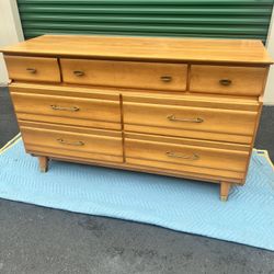 MID CENTURY MODERN MAPLE