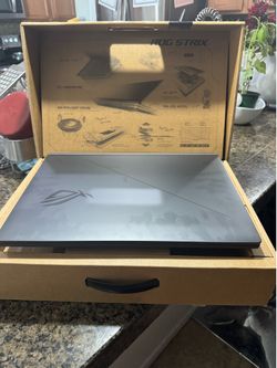ASUS - ROG Strix G18 18" Model G815LW