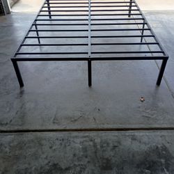 Bed Frame, Queen Size, Metal.