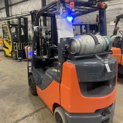 Forklift 2017 Toyota 8FGCU25 5000 Lb 189 Inch Side Shift