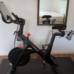 Peloton Bike 