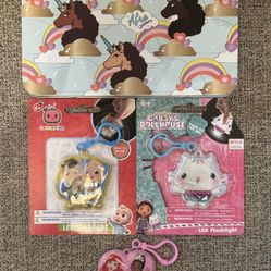 Gabby's Dollhouse,CoComelon, Princess Childs Clip On Led Light Unicorn Tinbox