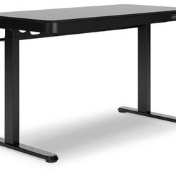 Electronic Hydraulic Standing Desk With USB Ports