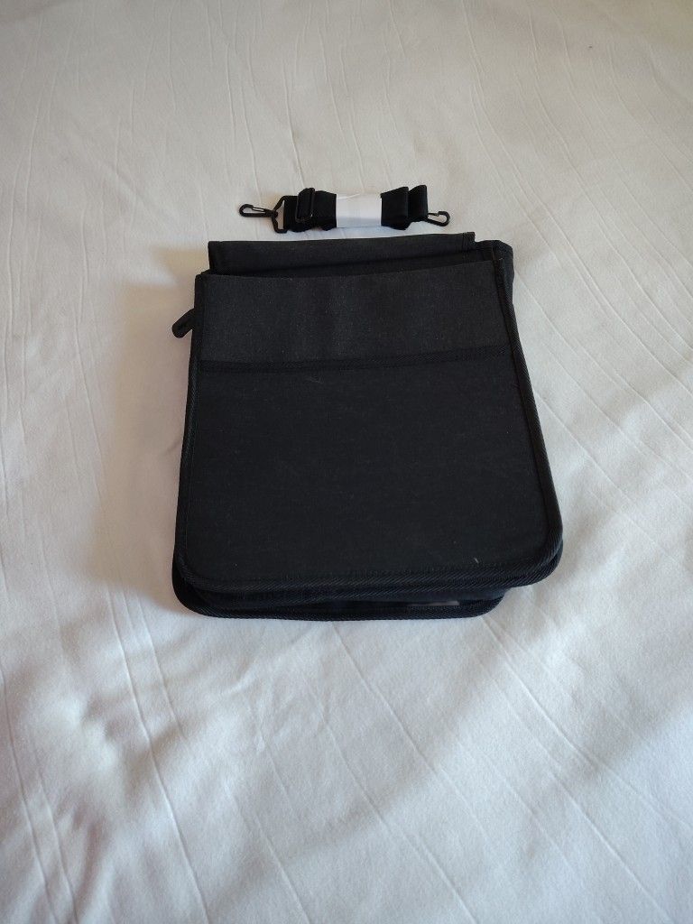 On The Go Messenger Bag