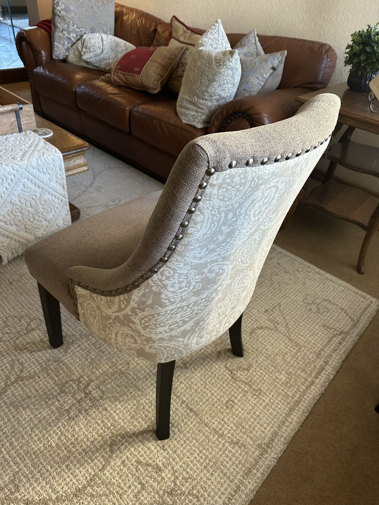 2 Chairs - Head Dining Table Chairs