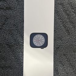 Apple Watch Series 8 GPS +Cellular