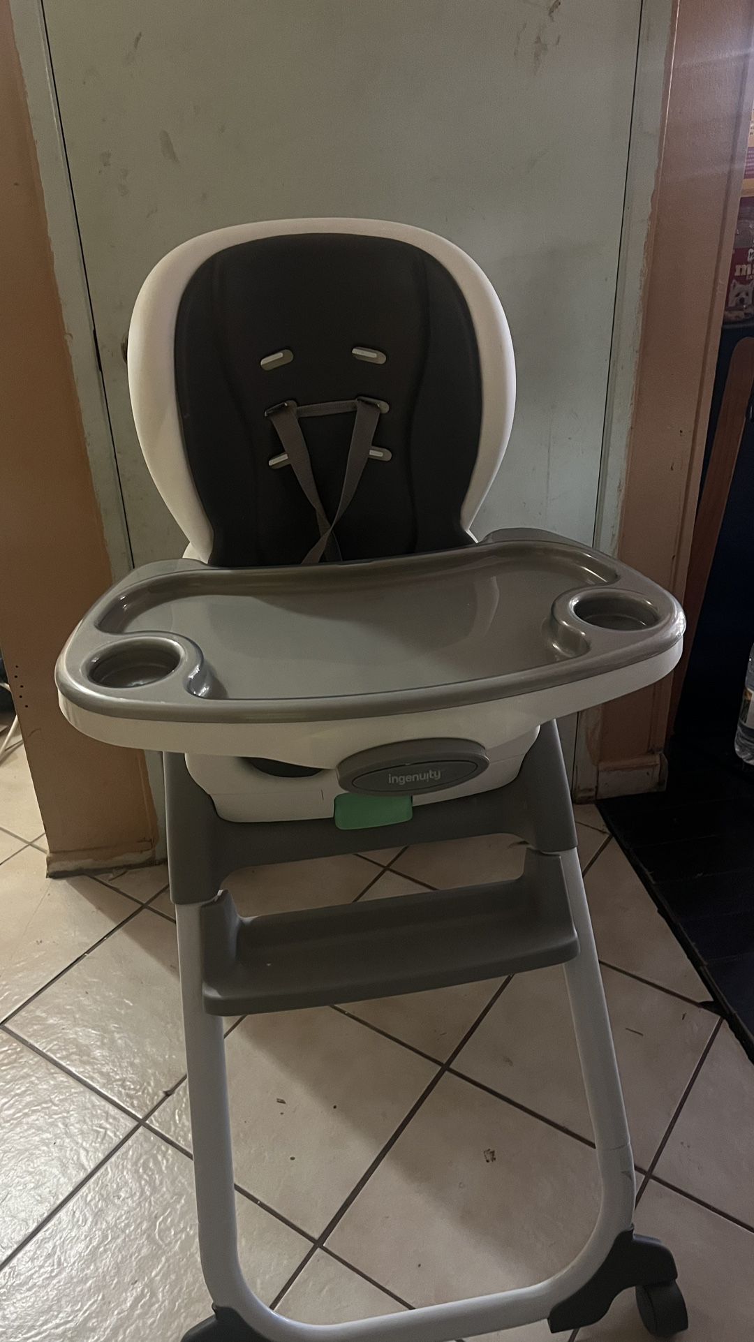 Ingenuity SmartClean Trio Elite 3-in-1 Convertible High Chair