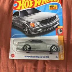 Hot Wheels 89 Mercedes Benz 560 SEC AMG