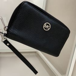 Michael Kors Smartphone Wristlet