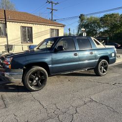 2004 Chevrolet Avalanche