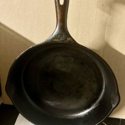 Vintage  Cast Iron Skillet, 