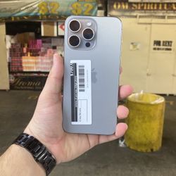 iPhone 15 Pro Max 256GB 
