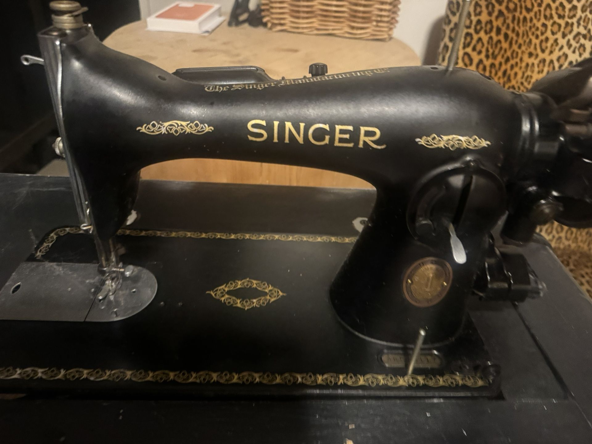 1950s Or 60s Singer Sewing machine