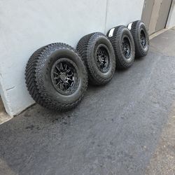 17" ARENA offroad rims/wheels w- 35" Goodyear Tires
