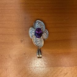 14k Gold Petal Pendant With 28 Diamonds And Oval Amethyst 