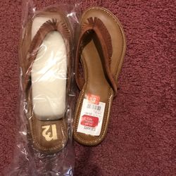 NEW Report Harlow sz 8.5 women leather fringe flip flop sandal