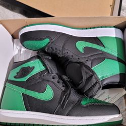 Jordan 1 Retro Size 6.5/10/10.5 In Men 