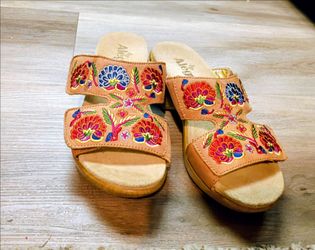 Alegria Floral Embroidered Wedge Sandals Size 36