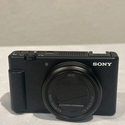 BRAND NEW Sony ZV1 II M2 4K 20.1MP Digital Camera