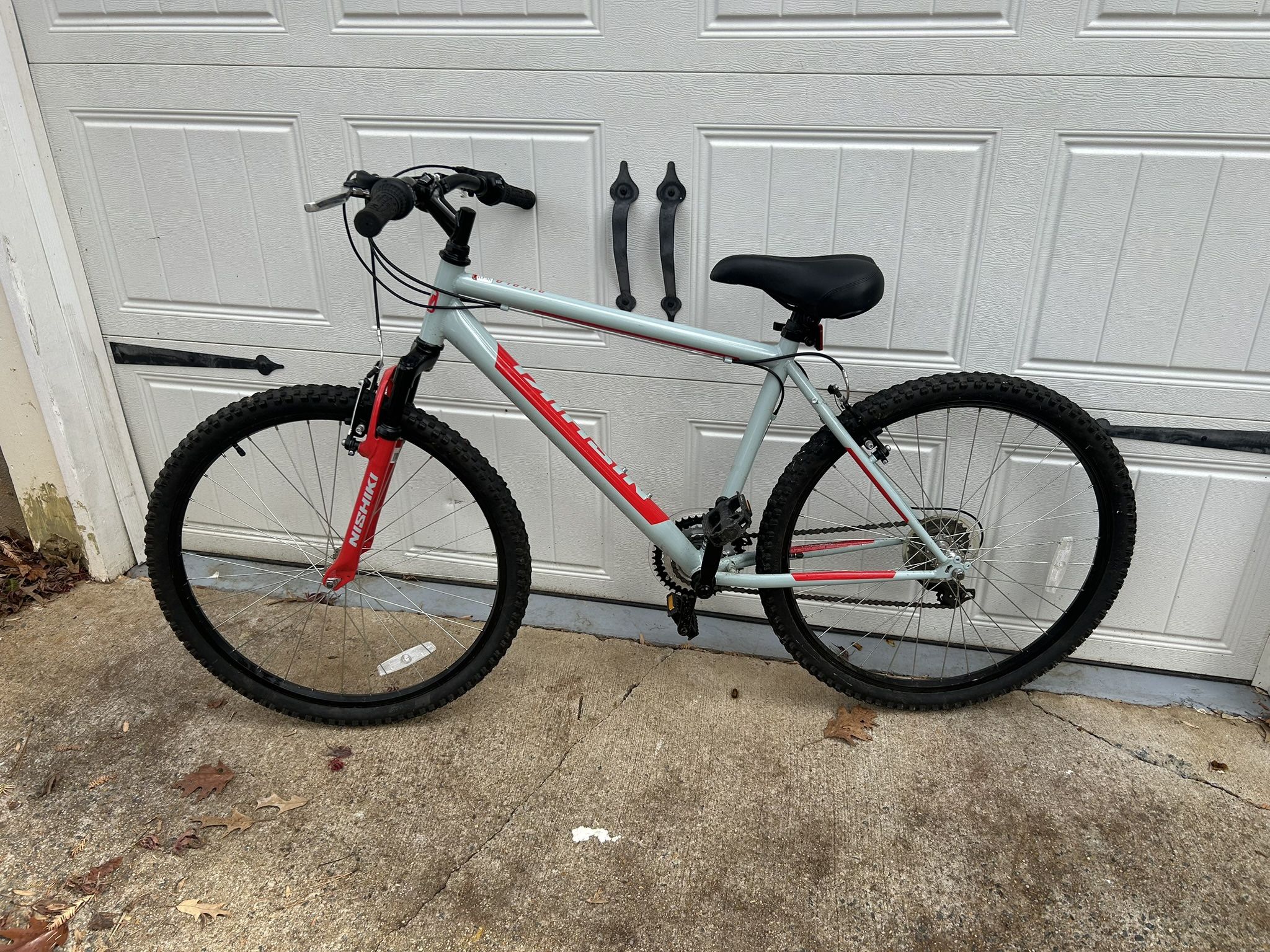 Nishiki Pueblo Mountain Bike – 18" Medium – 26" Wheels – Great Christmas Gift! – Marietta/East Cobb