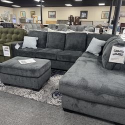 Altari Sectional. 🚚WE DELIVER🚚