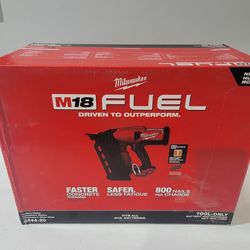 Milwaukee m18 21 degree nailer