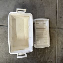 IGLOO Ice Chest