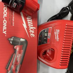 Milwaukee M12 Angle Drill Kit