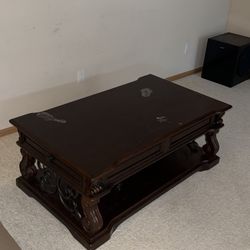 FREE Wooden Lift Top Coffee Table