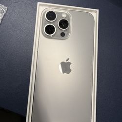 IPhone 16 Pro Max 256Gb Natural Titanium Unlocked