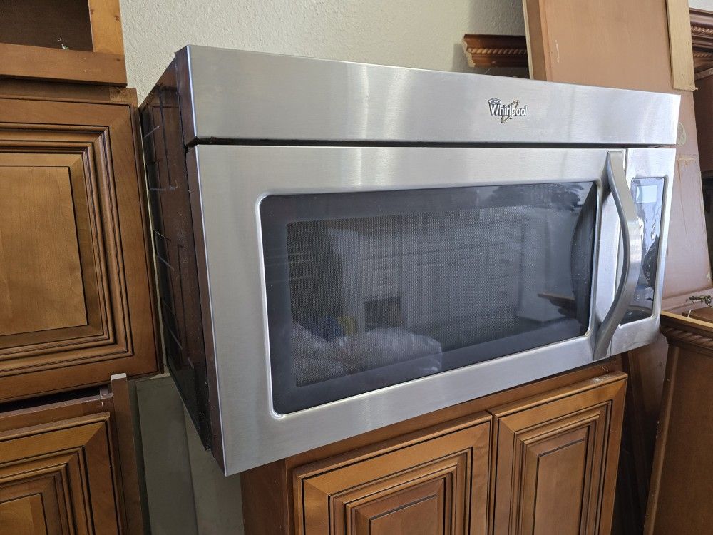 Works Great! Whirlpool Over the range Microwave
