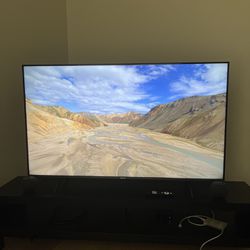 Hisense 55 Inches 4k Dolby Vision With TV Stand