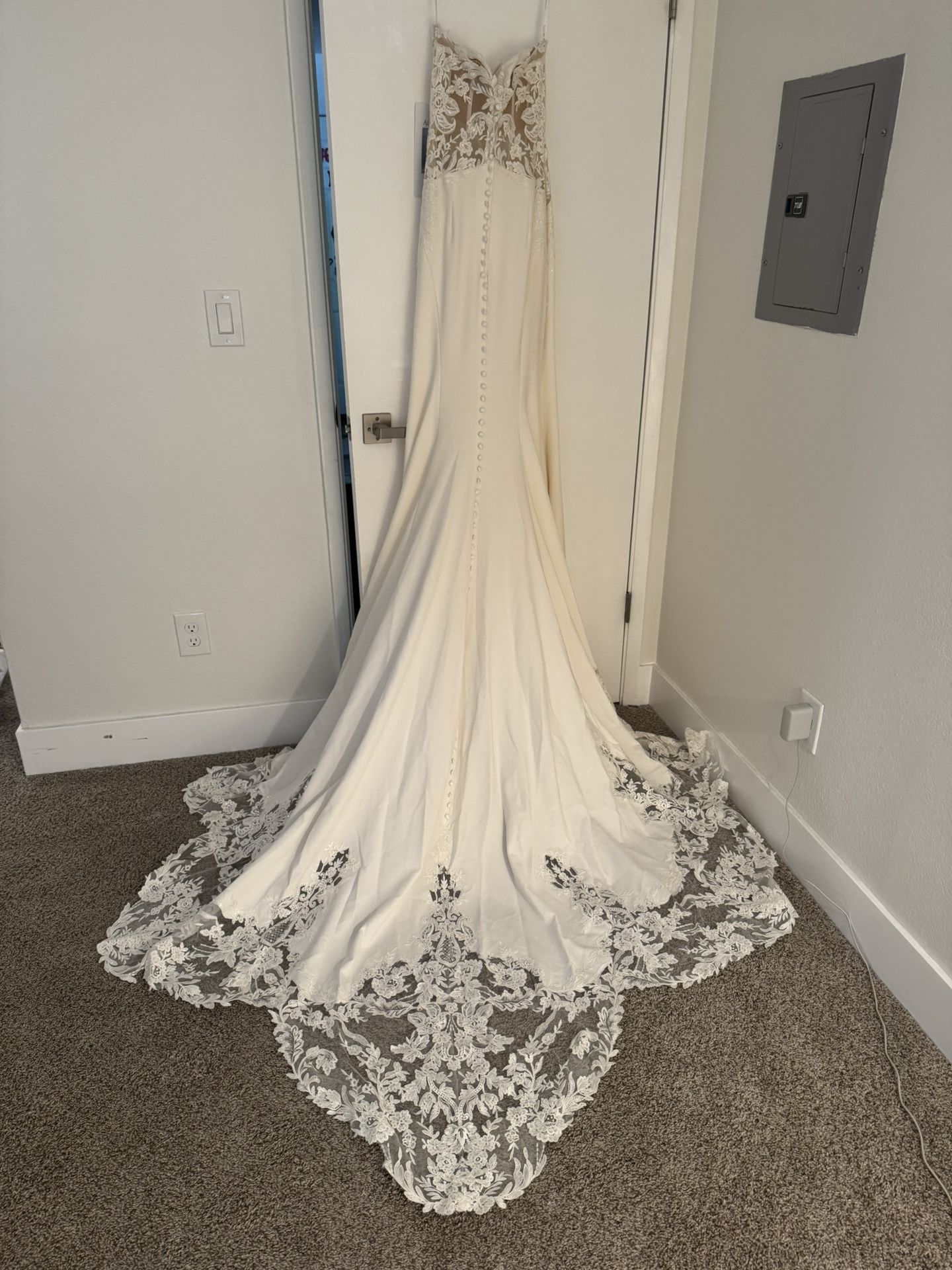 Allure Wedding dress