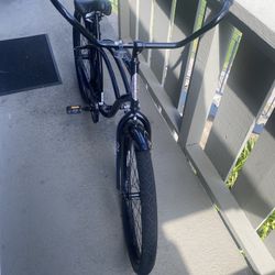 Black Beach Cruiser