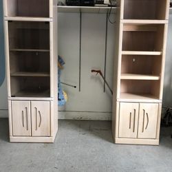 Entertainment center