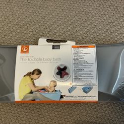 Stokke “Flexi Bath” Foldable Baby Bathtub (Nordstrom exclusive)