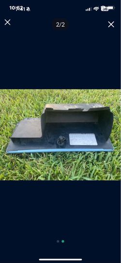 1990 CHEVY SUBURBAN                                              ( GLOVE BOX )