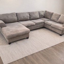 Sectional Couch With Delivery