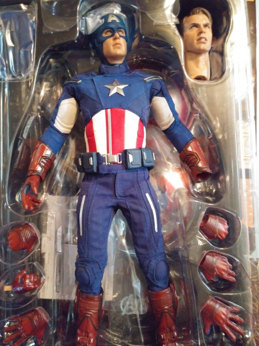 Marvel's Captain America Hottoys 1/6