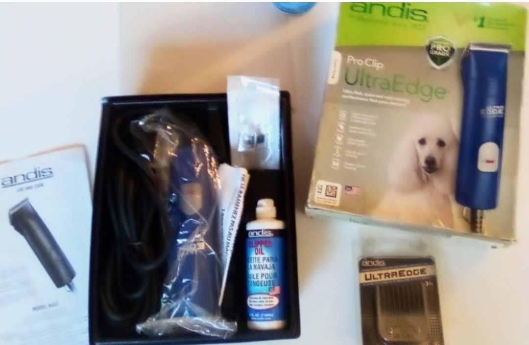 Andis Professional Clippers UltraEdge Super-Duty, 2-Speed Detachable Blade Dog/Pet  & More- See Descrip
