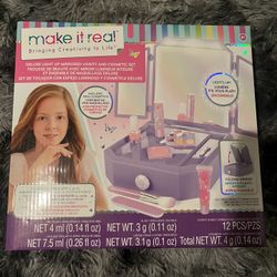 Light Up Mirrored Vanity And Cosmetic Set