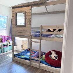 Bunk Bed 