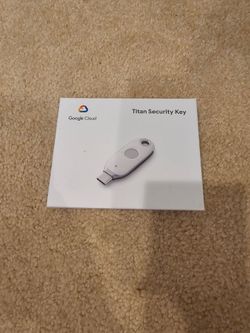 USB-C Google Titan Security Key