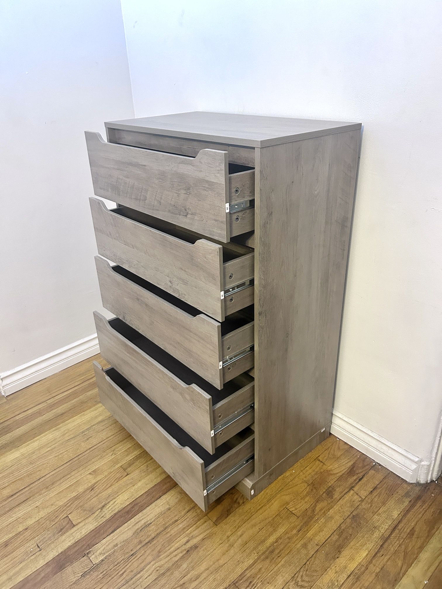 New 43.3" Tall Modern 5 Drawer Dresser Storage Organizer with Cut-Out Handle, Accent Storage Cabinet, Ash Gray