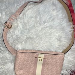 Michael Kors Purse $40