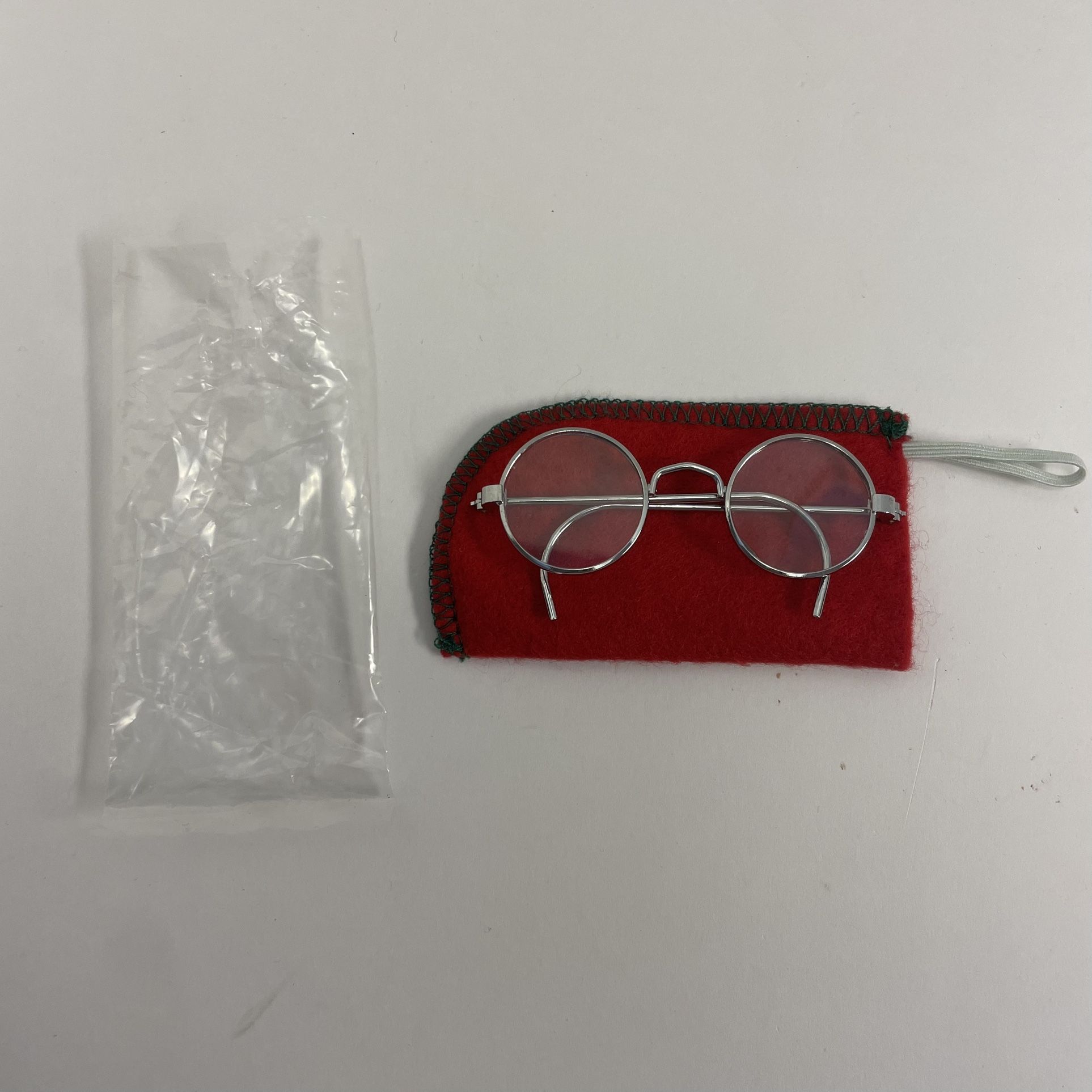 American Girl 18" Doll Retired Molly Original Meet Outfit Glasses with Case PC
