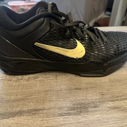 Kobe VI Elite Size 9 1/2