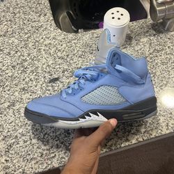 Jordan Unc 5s
