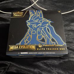 pokémon center mega evolution etb